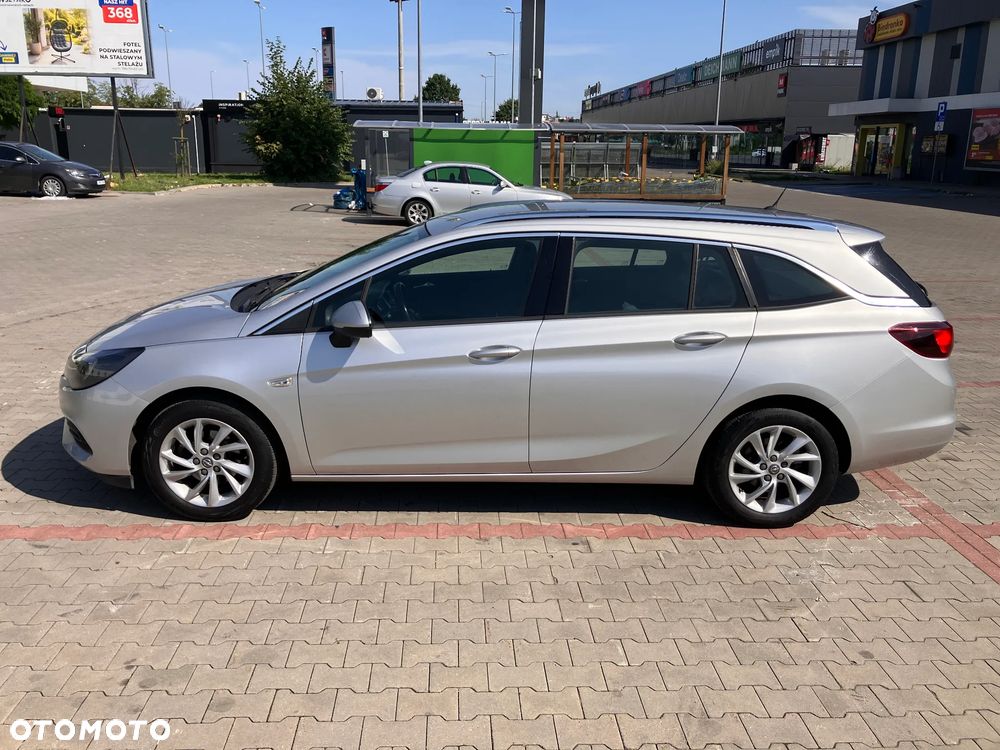 Opel Astra 1.2 T Business Edition S&S - 3