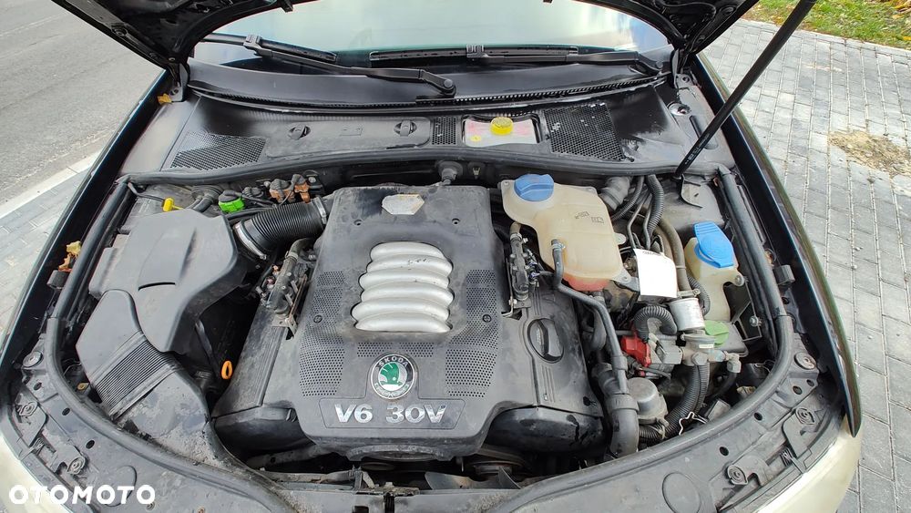 Skoda Superb 2.8 V6 Platinum - 6