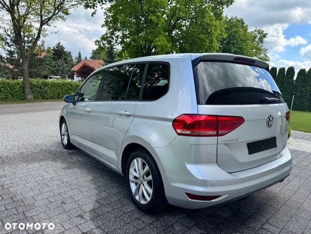 Volkswagen Touran 1.6 TDI BMT SCR Comfortline - 4
