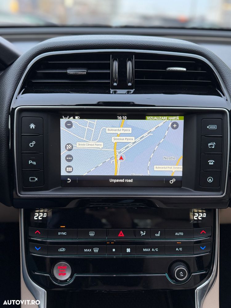 Jaguar XE E-Performance Aut. Prestige - 18