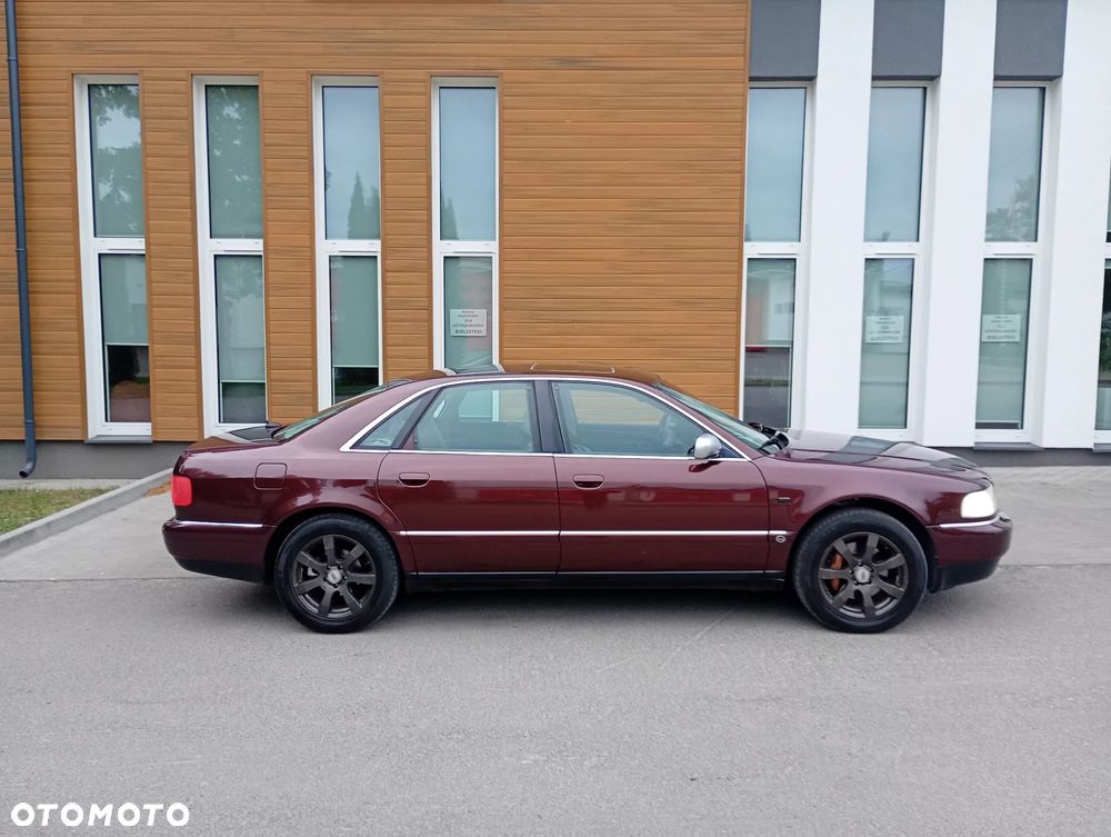 Audi A8 - 10