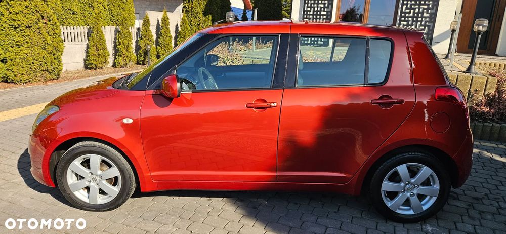 Suzuki Swift 1.3 Limited 25 - 25