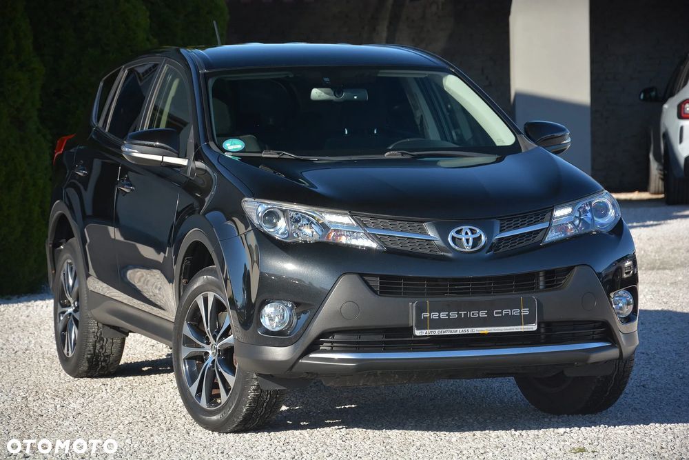 Toyota RAV4 - 1