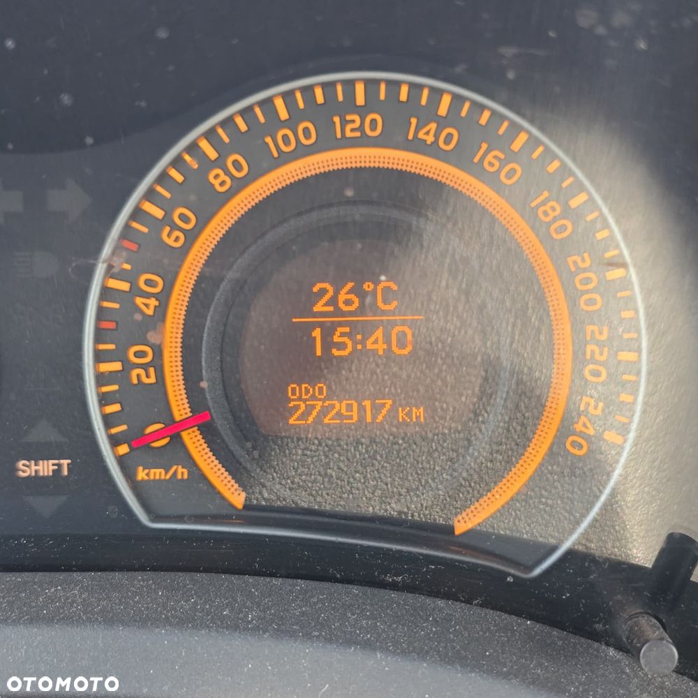 Toyota Auris 2.0 D-4D Premium - 15