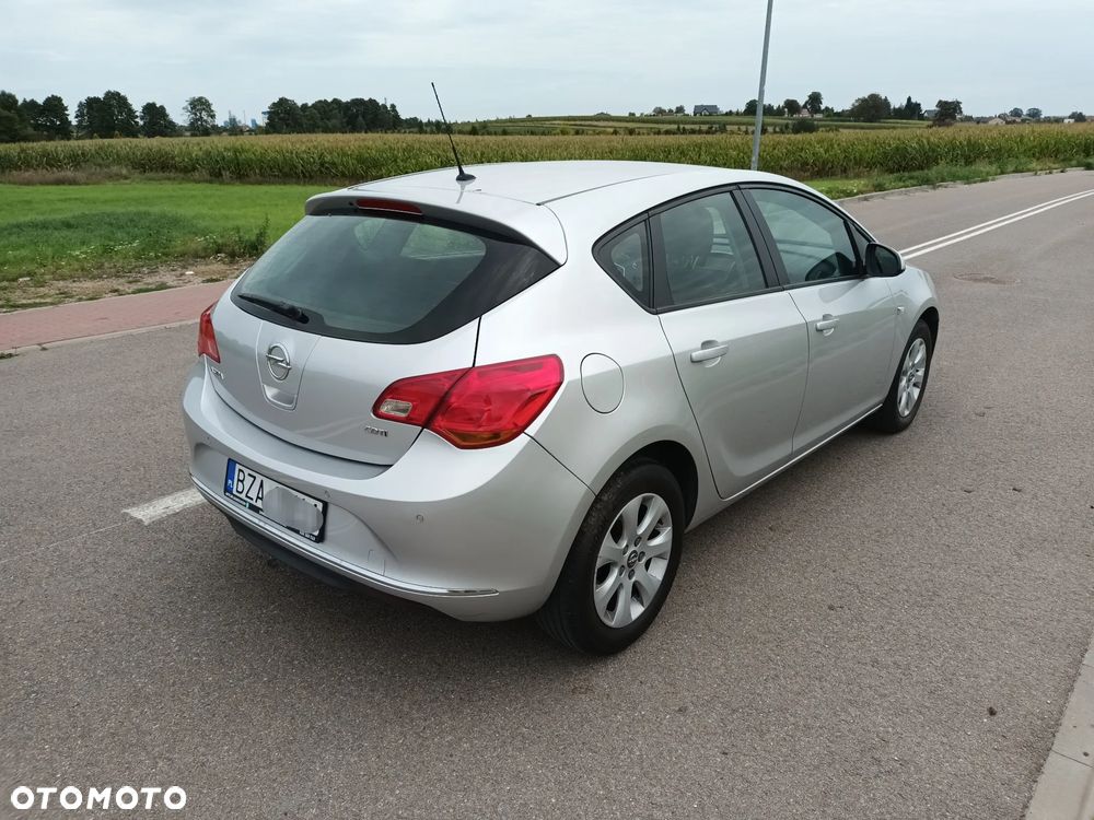 Opel Astra 1.6 CDTI Cosmo - 8