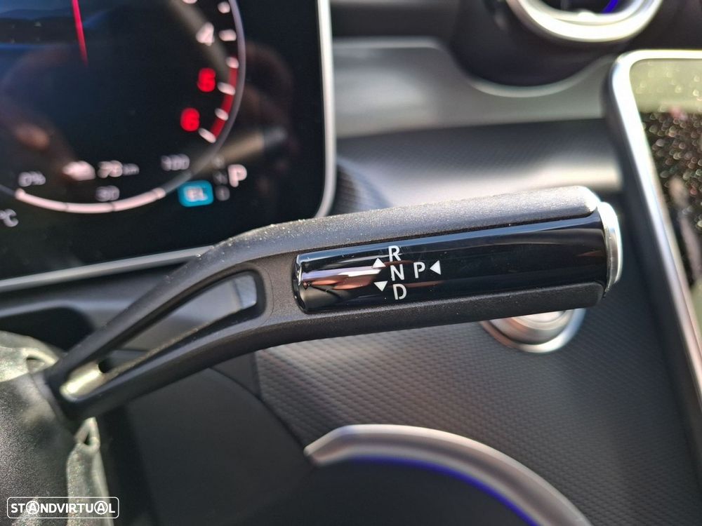 Mercedes-Benz C 300 de AMG Line - 17