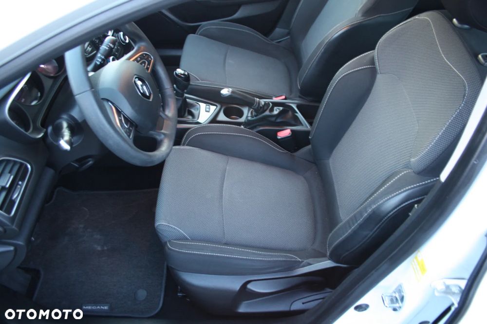 Renault Megane ENERGY TCe 100 LIMITED - 9