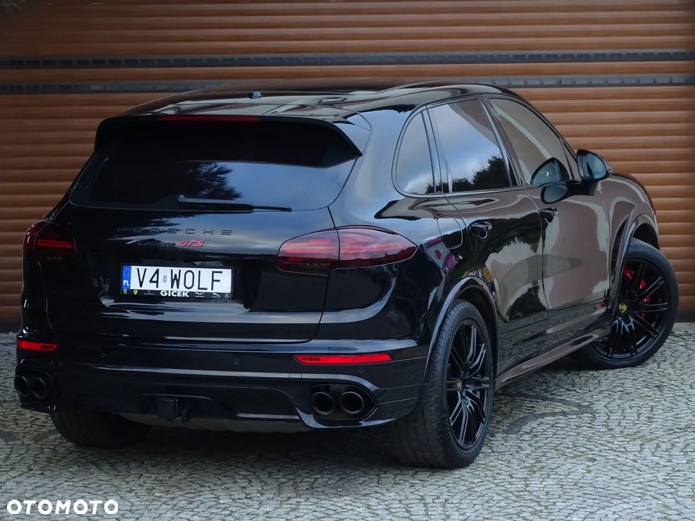 Porsche Cayenne GTS - 31