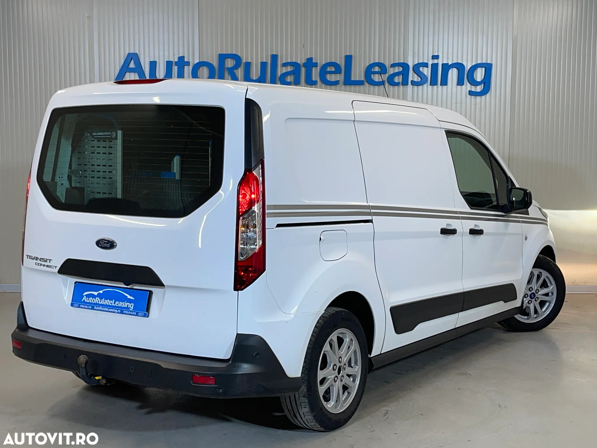 Ford Transit Connect - 3