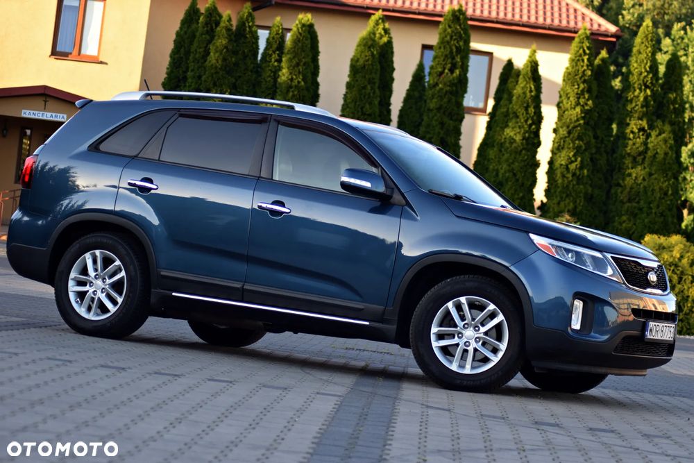 Kia Sorento 2.4 GDI XL 7os - 23