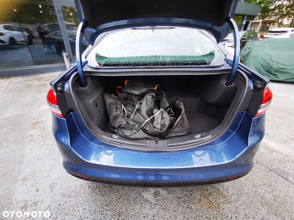 Ford Mondeo 2.0 Hybrid Titanium - 35