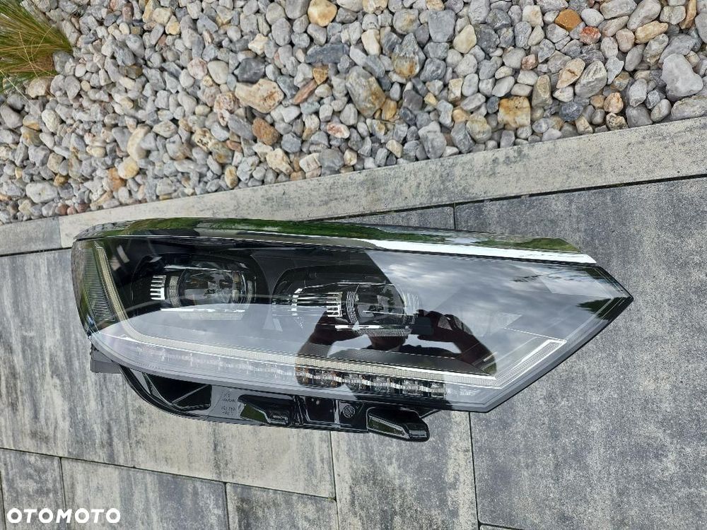 VW PASSAT B8 3G1 Lampa prawa przód Full Led Dynamic 3G1941082C Chrom - 6
