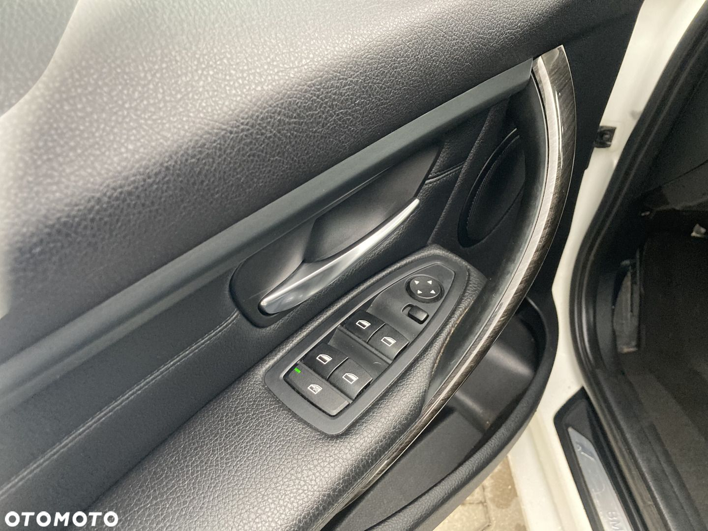 BMW Seria 3 - 10