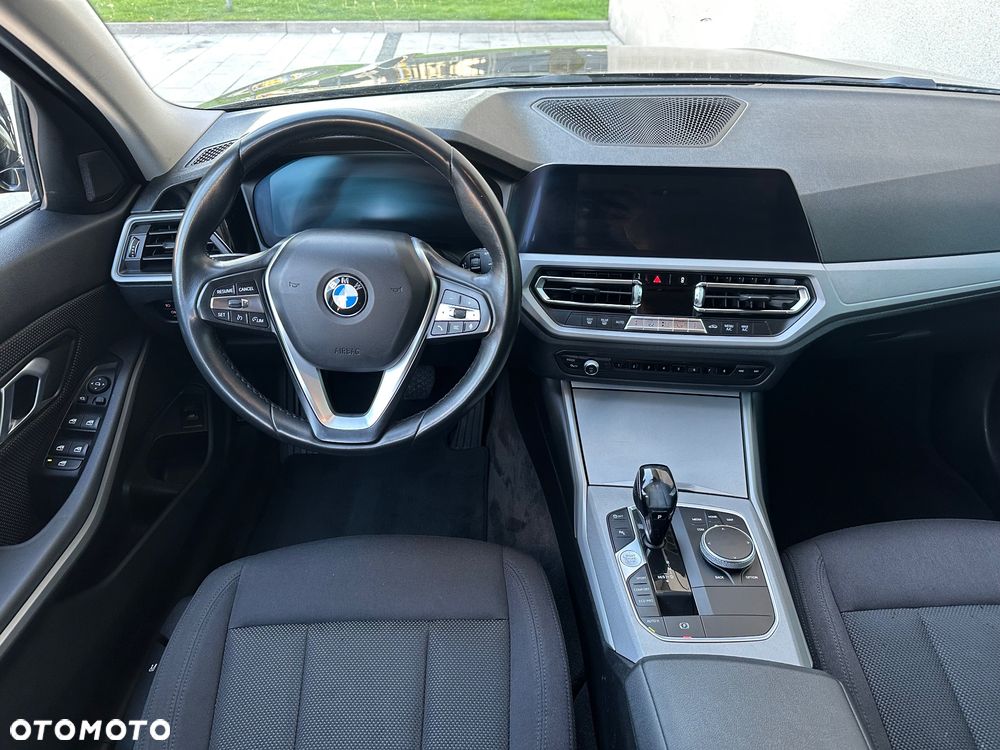 BMW Seria 3 320d MHEV Advantage sport - 21