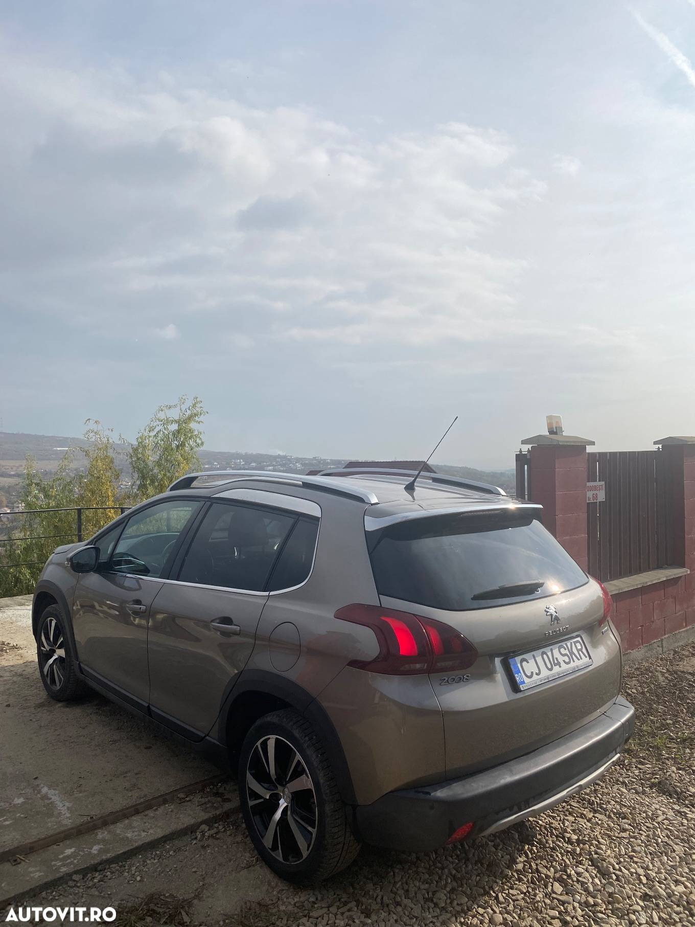 Peugeot 2008 - 11