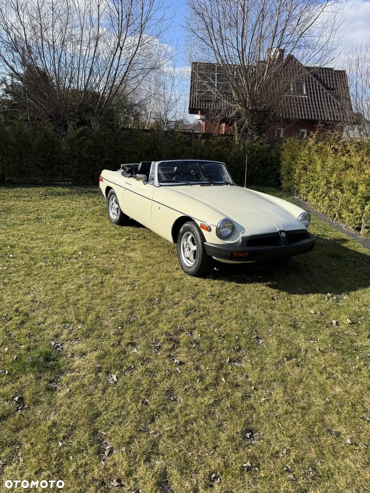 MG MGB - 13