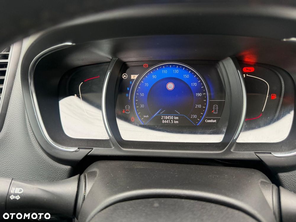 Renault Scenic - 15