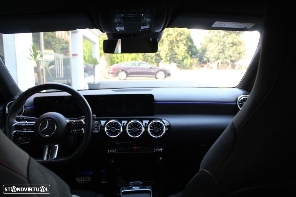 Mercedes-Benz A 200 AMG Line Aut. - 25