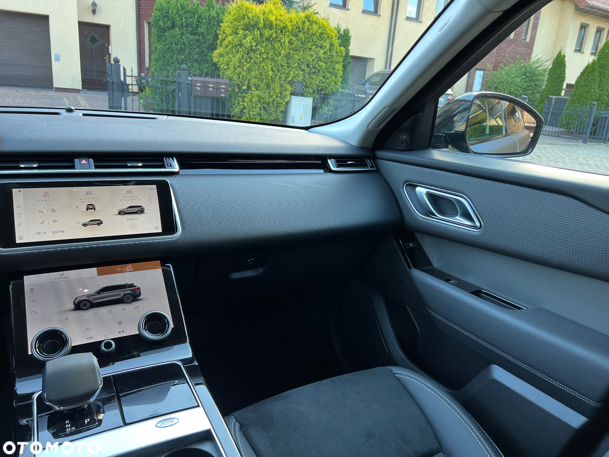 Land Rover Range Rover Velar D200 Dynamic SE - 19