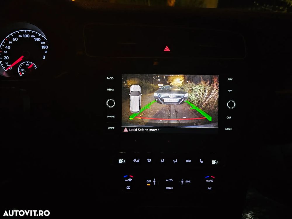 Volkswagen Golf - 15