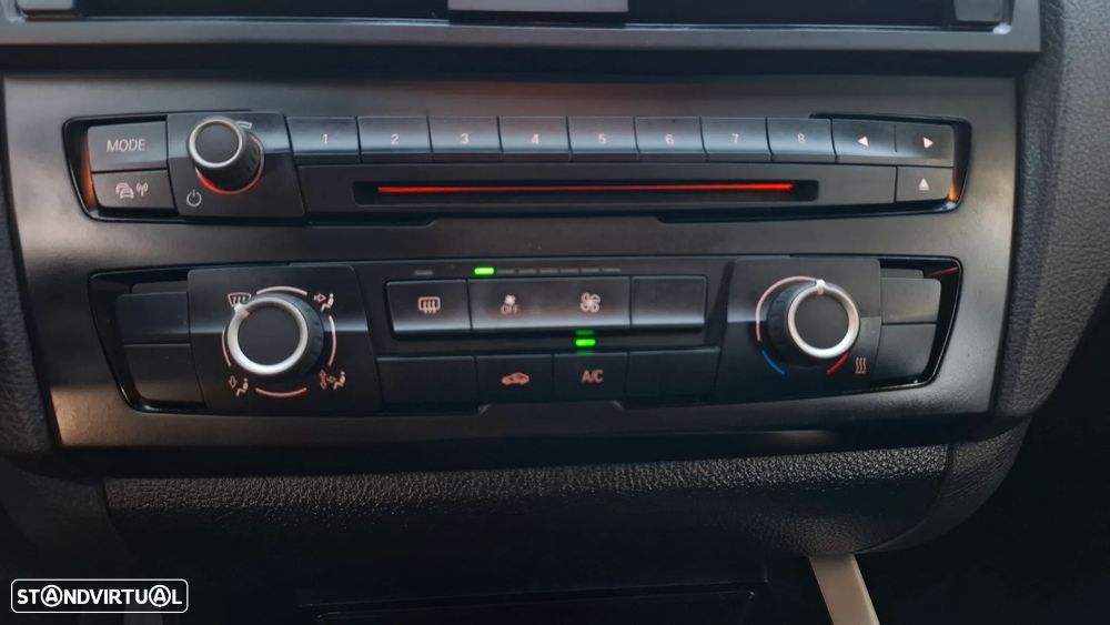 BMW 116 d EfficientDynamics Edition - 32