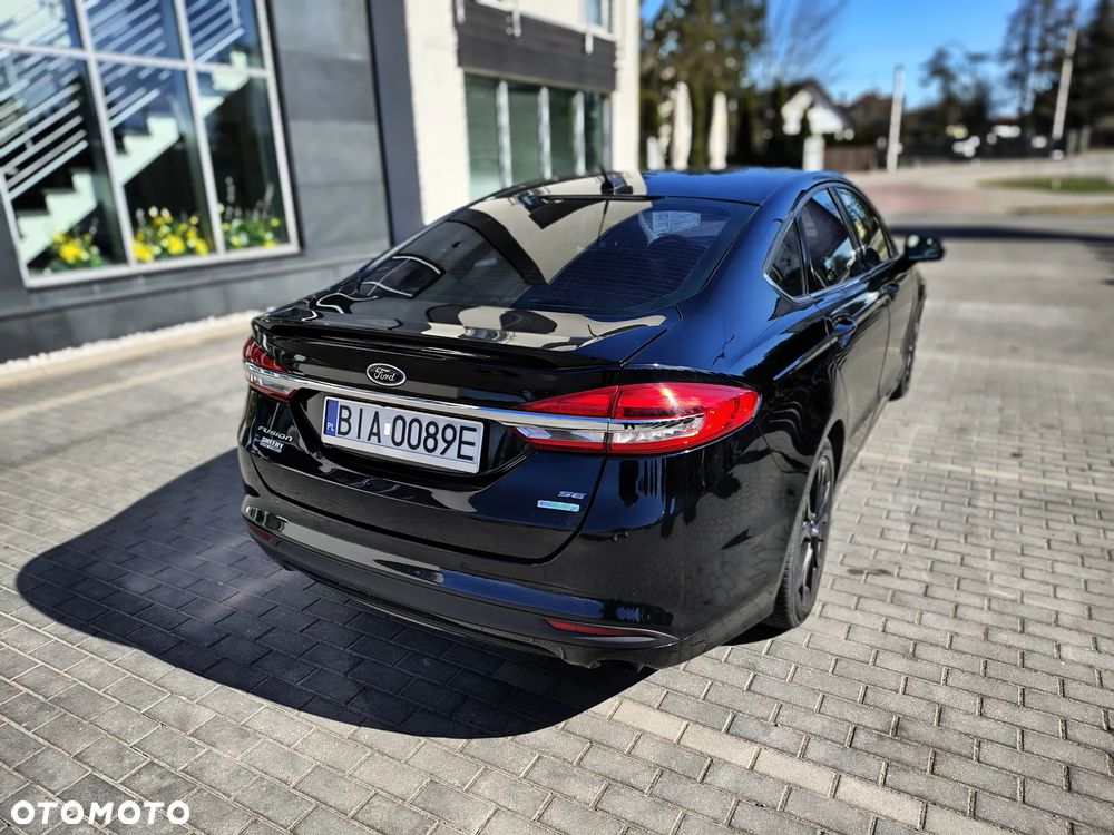 Ford Fusion - 19