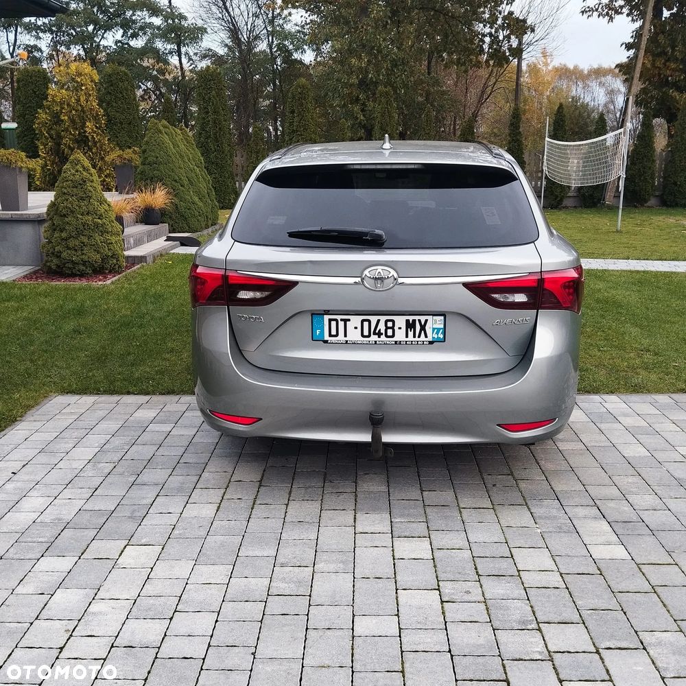 Toyota Avensis 2.0 D-4D Prestige - 4