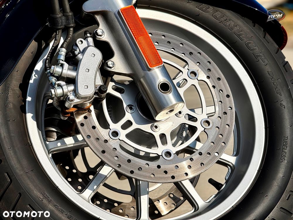 Suzuki Boulevard - 29