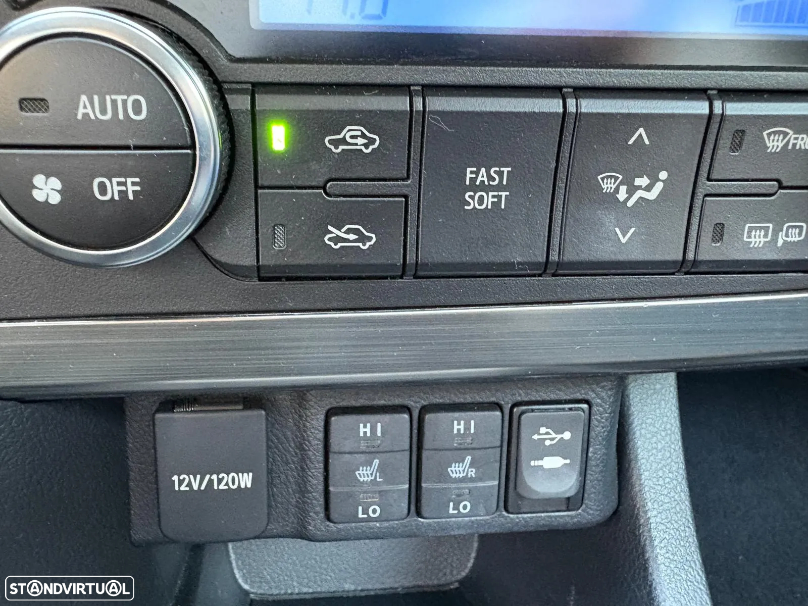 Toyota Auris 1.4 D-4D Com. +P.Sport+Navi - 2
