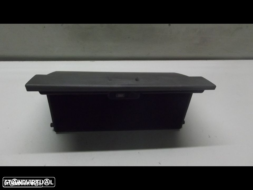 toyota starlet kp 61 porta luvas - 2