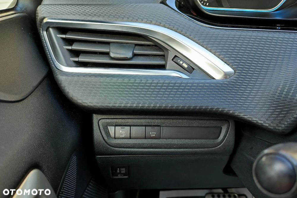 Peugeot 2008 PureTech 110 Stop&Start EAT6 Crossway - 22