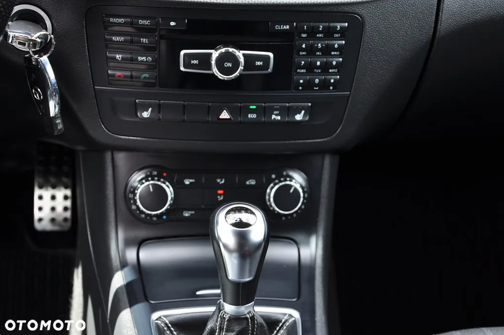 Mercedes-Benz Klasa B 180 BlueEFFICIENCY Edition - 32
