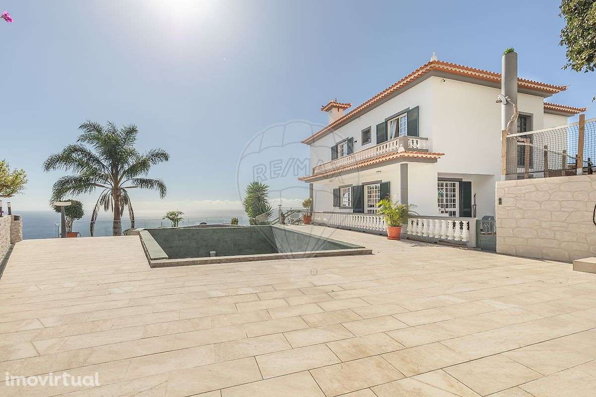 Moradia T9 para venda - Grande imagem: 4/46