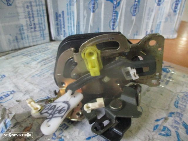 Fecho FEC3966 HYUNDAI SANTA FE 2006 TE MANUAL HYUNDAI SANTA FE I  2005 2.0CRDI 16V TURBO  125CV 5P PRETO TESQ - 2