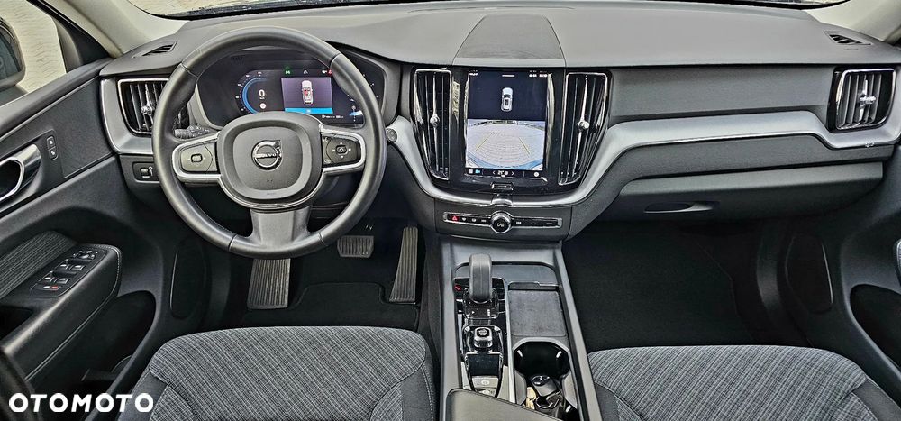 Volvo XC 60 B4 D Momentum Pro - 27