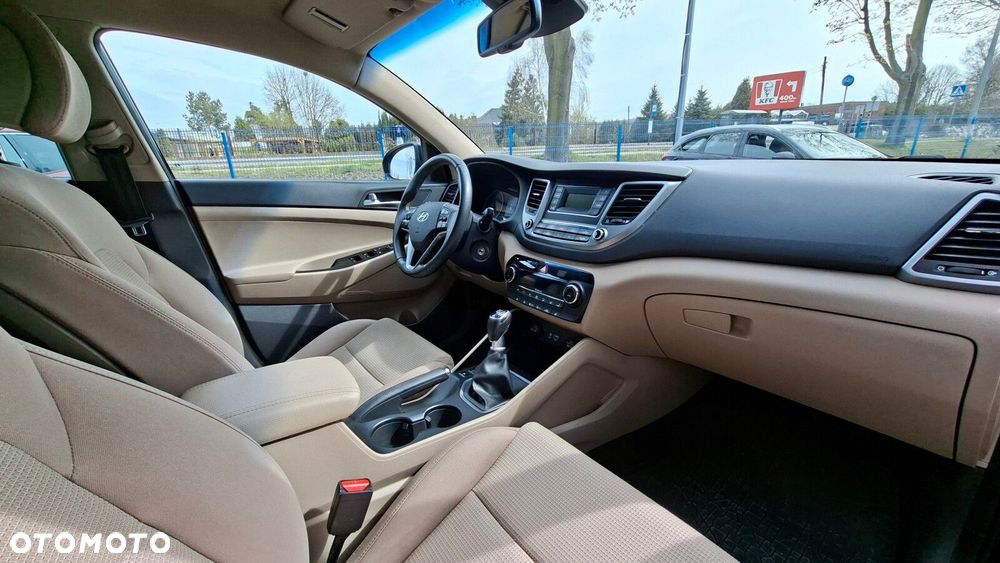 Hyundai Tucson 1.6 GDi Comfort 2WD - 10