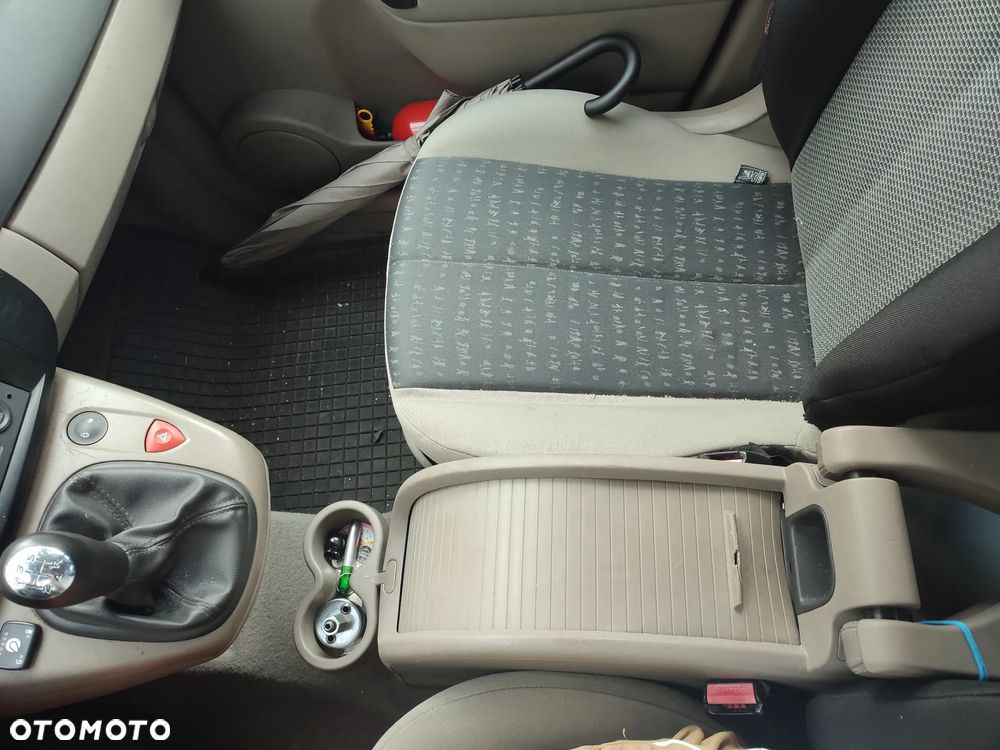 Renault Scenic 1.6 16V Dynamique - 5