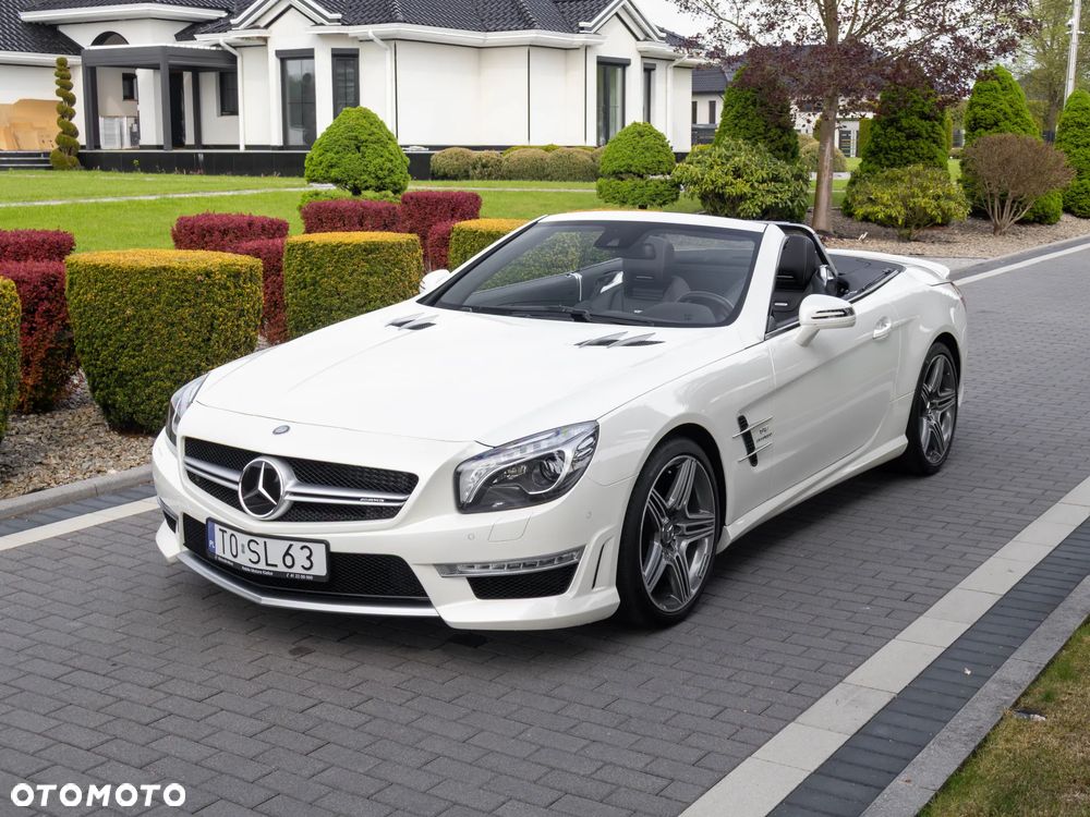Mercedes-Benz SL 63 AMG - 27