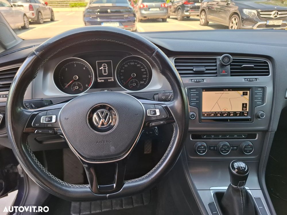Volkswagen Golf 1.6 TDI DPF BMT Highline - 27