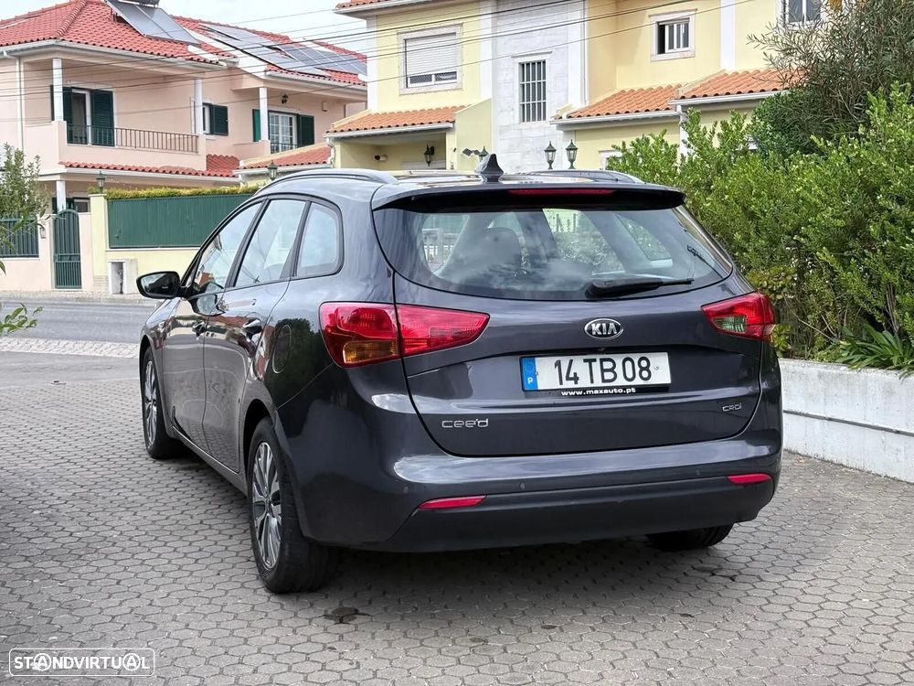 Kia Ceed 1.4 CRDi Nav Line - 26