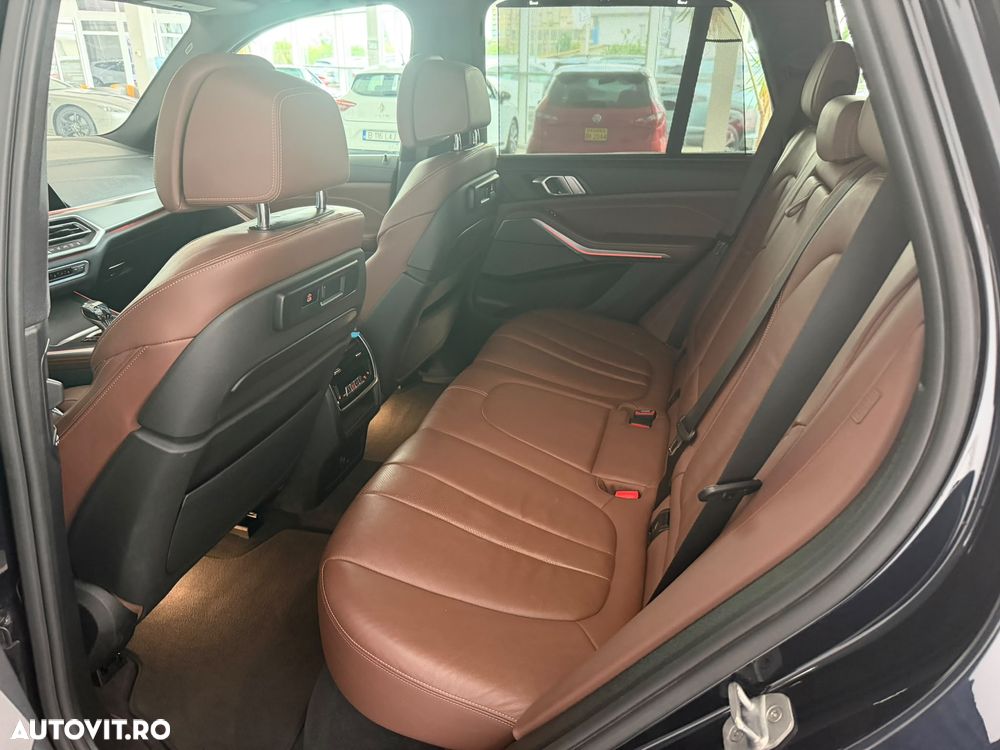 BMW X5 xDrive40i - 18