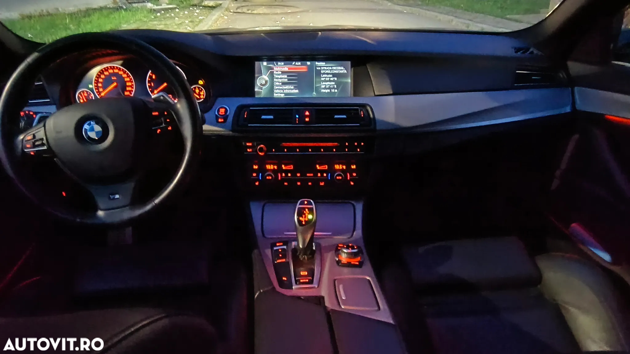 BMW Seria 5 520i Sport-Aut. - 10