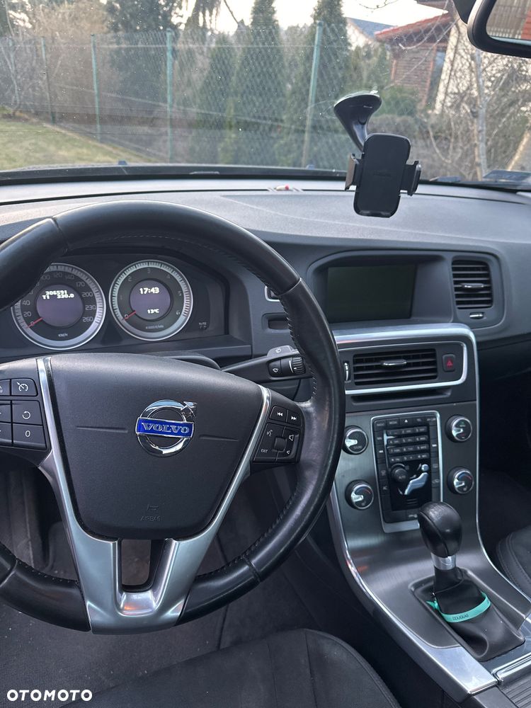 Volvo S60 D3 Momentum - 6