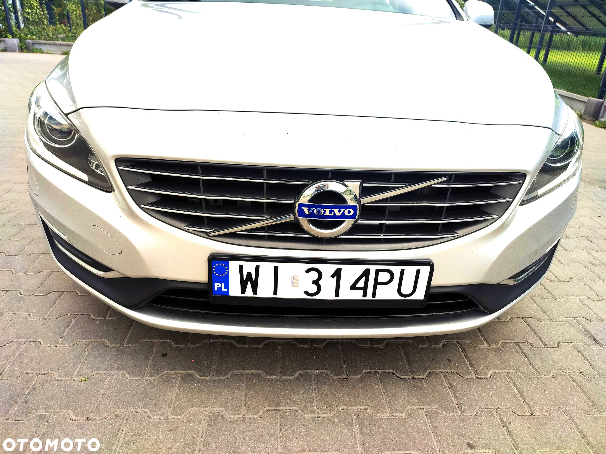 Volvo V60 D3 Momentum - 12