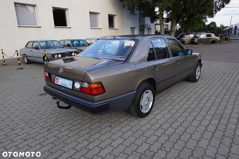 Mercedes-Benz W124 (1984-1993) - 3