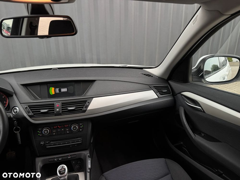 BMW X1 sDrive18d - 25