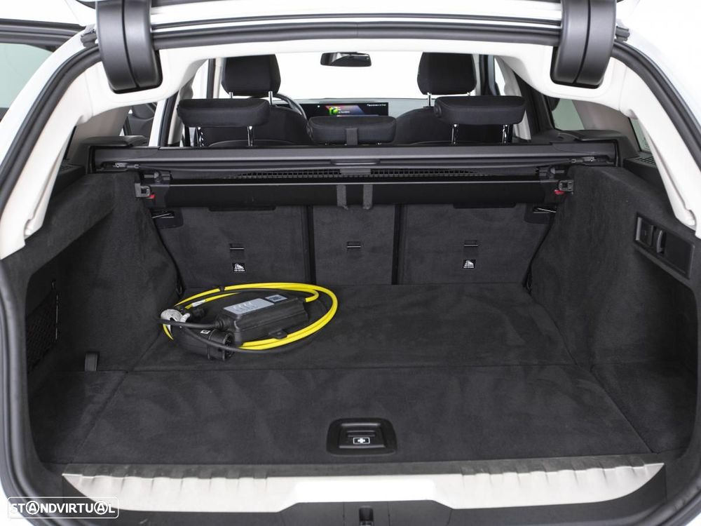 BMW 320 e Pack Essence Auto - 13