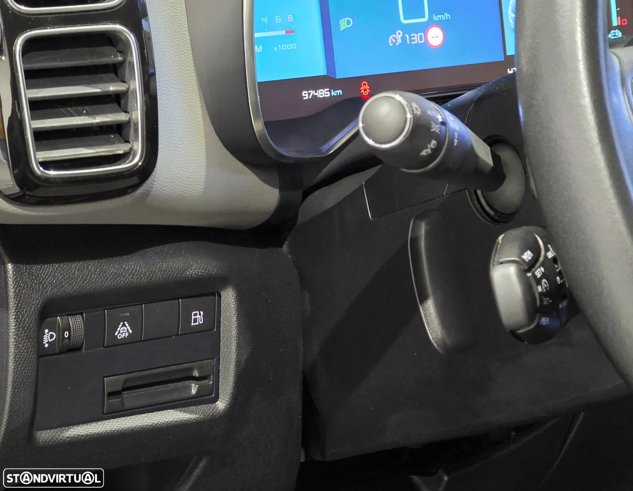 Citroën C5 Aircross 1.6 Hybrid Feel e-EAT8 - 33
