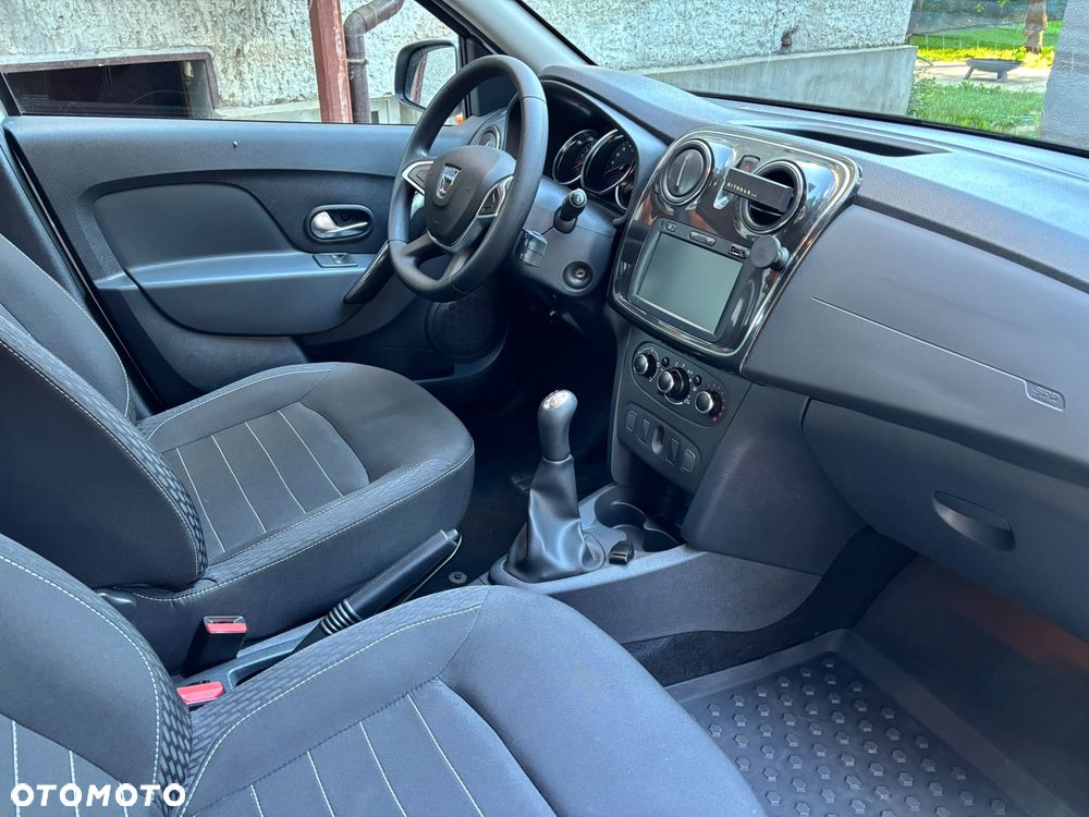 Dacia Sandero 1.0 SCe Laureate - 13