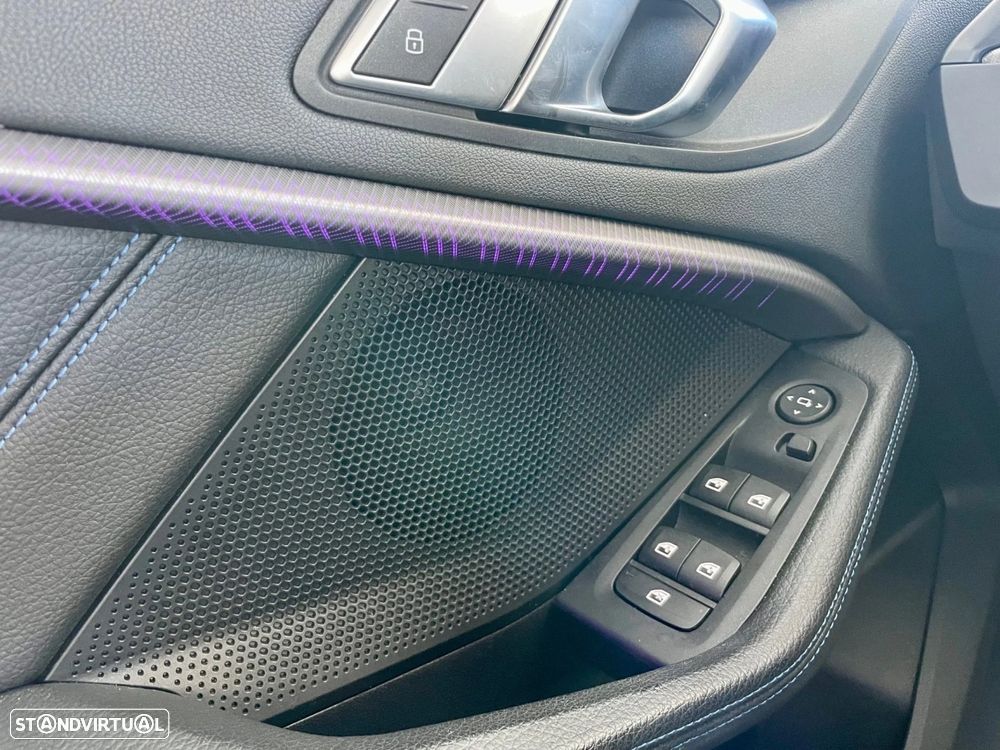 BMW 116 d Pack Desportivo M Auto - 11